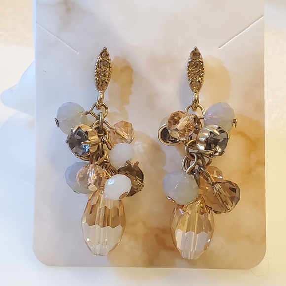 E23 Accent Cluster Earrings - Picture 4 of 4